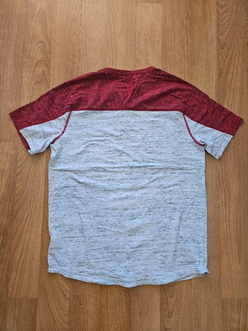Men's American Eagle Flex soft short sleeve Henley Tee - size Medium - Picture 2 of 3